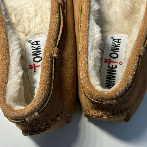 Minnetonka Cally Tan Suede Moccasin Slip On size 10 Faux Fur Lining Woman’s - Picture 6 of 6